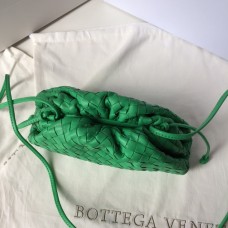 Bottega Veneta The Mini Pouch Lambskin Green