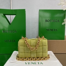 Bottega Veneta The Padded Cassette Chain Shoulder Bag/Green