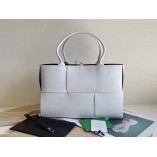 Bottega Veneta Arco Tote Bag 609175 White & Black