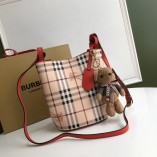 Burberry Haymarket(out) bucket bag/red