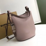 Burberry Haymarket(in) bucket bag/purple