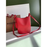 Burberry Haymarket(in) bucket bag/red