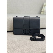 Dior 30 Montaigne Bag Ultramatte Grained Calfskin In Black