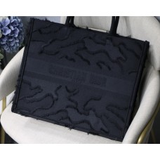 Dior  Book Tote in Blck Camouflage Embroidered Canvas