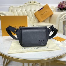 Louis Vuitton Slingbag LV Aerogram in Black Bags M57081