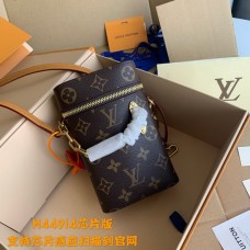 Louis Vuitton Phone Box Bag M44914