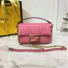 Fendi Iconic mini Baguette bag In Pink