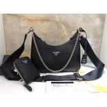 Prada Women's Black Leather Re-edition 2005 Handbag 1BH204