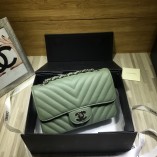 Chanel Small Flap Bag 1116 Caviar V Line In Green