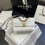 Chanel 19 Bag Crocodile Grain White