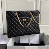 Chanel Diamond Pattern Vintage Handbag AS6611/black