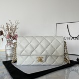 Chanel Fall-Winter 2021/2022 Flap Bag Lambskin Gold Metal AS2563 White