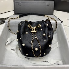 Chanel Pearl cosmetic Bucket Bag Black