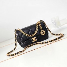 CHANEL SMALL FLAP BAG Lambskin & Gold-Tone Metal Black