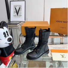 Louis Vuitton New in 2021 Metropolis Flat Ranger Boots Black 1A7W19