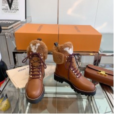 Louis Vuitton New in 2021 Calf Leather And Wool Short Boots Brown