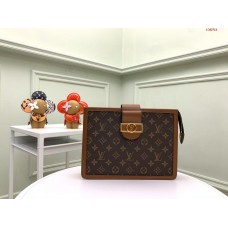 Louis Vuitton Dauphine Pouch M69184