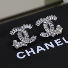 Chanel Classic Hot Sale Pearl Earrings