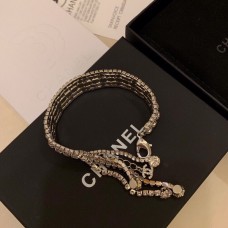 Chanel Classic Logo Diamond Chanel Goddess Essential 038070 Bracelet