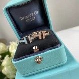 Tiffany & Co.T Wire Ring With Diamonds And Mother-of-pearl