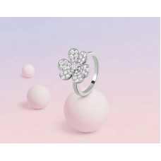 Van Cleef & Arpels Frivole Full of Bricks Ring 1 Flower